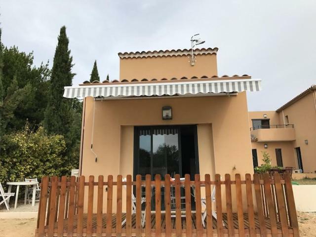 Maison Provencale Арль Екстер'єр фото